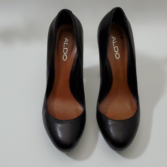 ALDO Heels - Picture 2 of 6